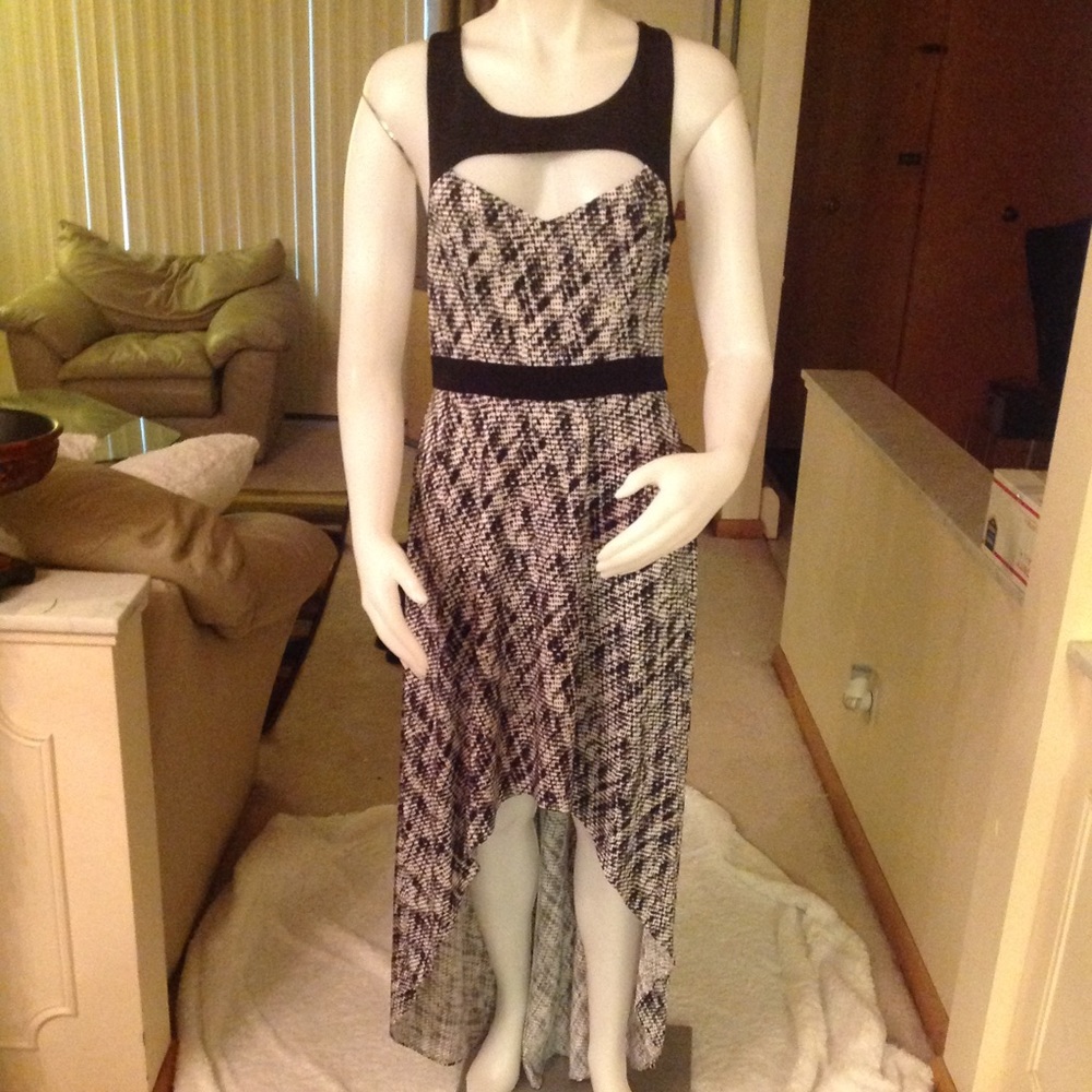 Women's dress Guess High low cut out size 8